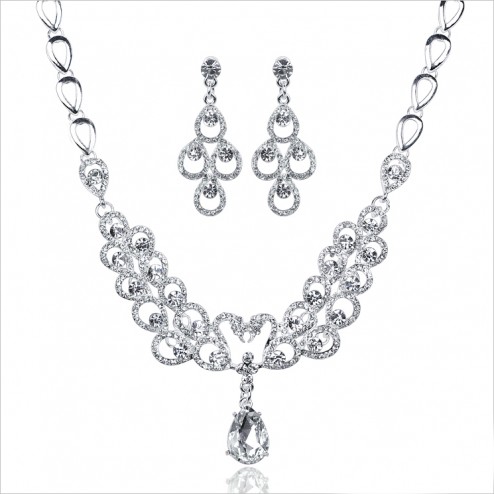 Stunning Necklace & Drop Earrings With Clear Stones