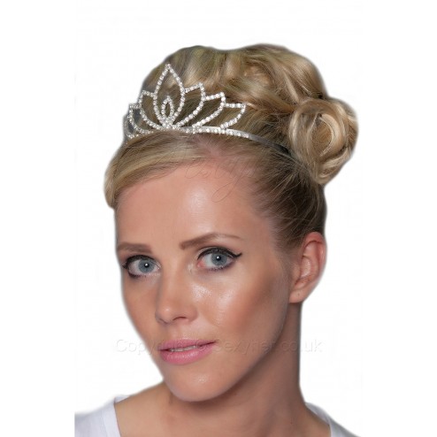 Gorgeous Silver Pleated Tiara With Crystals